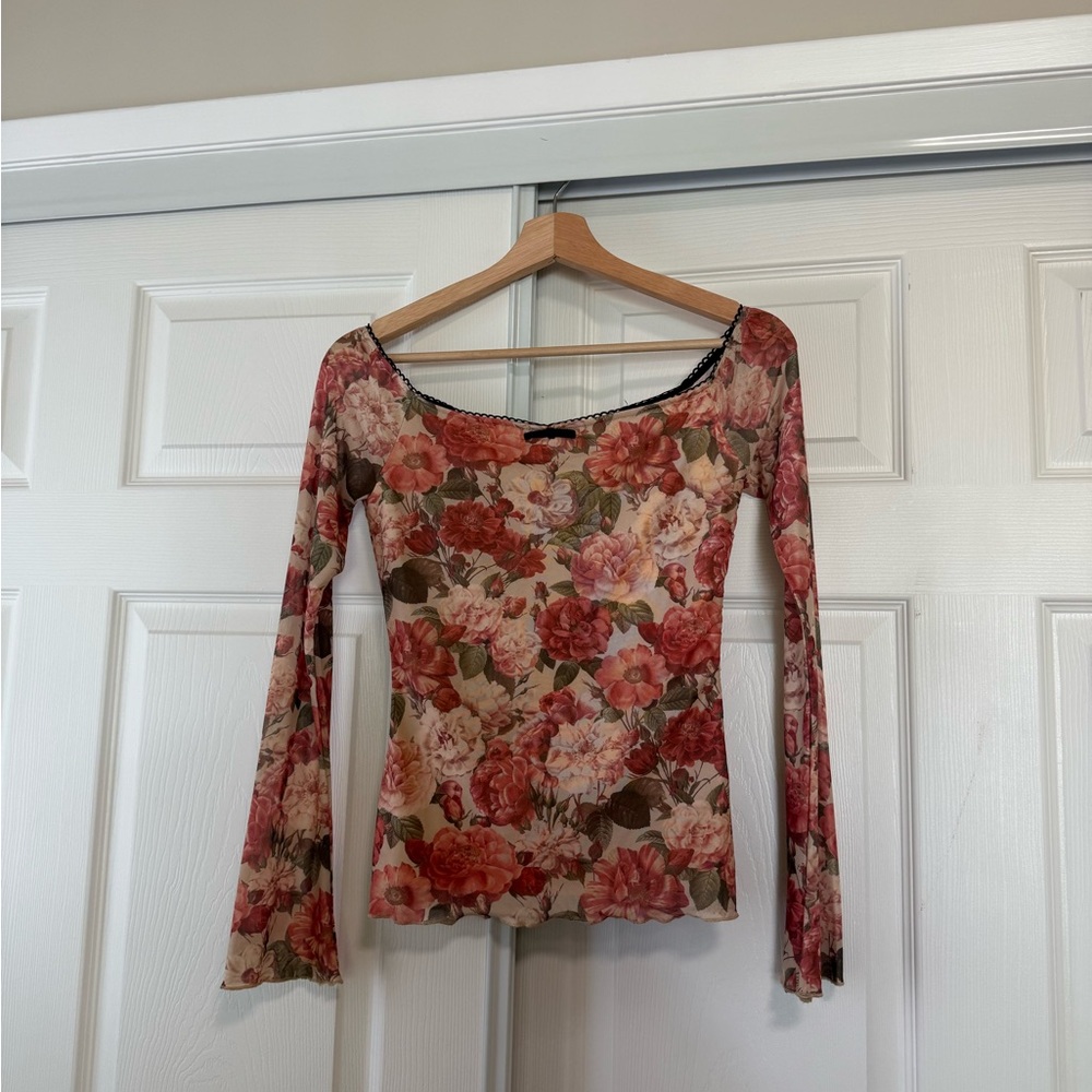 Vintage Floral Long Sleeve Top